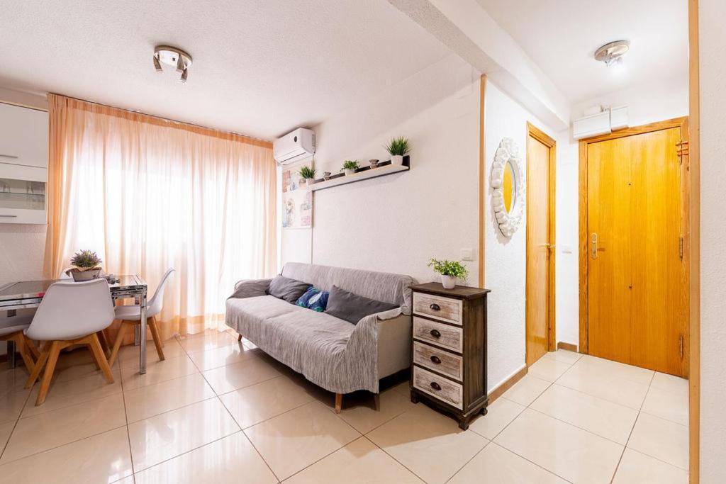 Apartamento En El Centro A Un Minuto De La Playa Benidorm Exterior foto